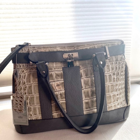 Italian leather handbag-NEW - Picture 1 of 4